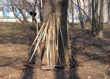 Уборка мусора в Калуге